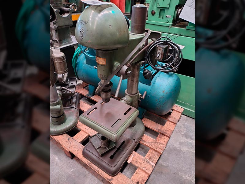 Agujereadora de banco CHI Sin motor