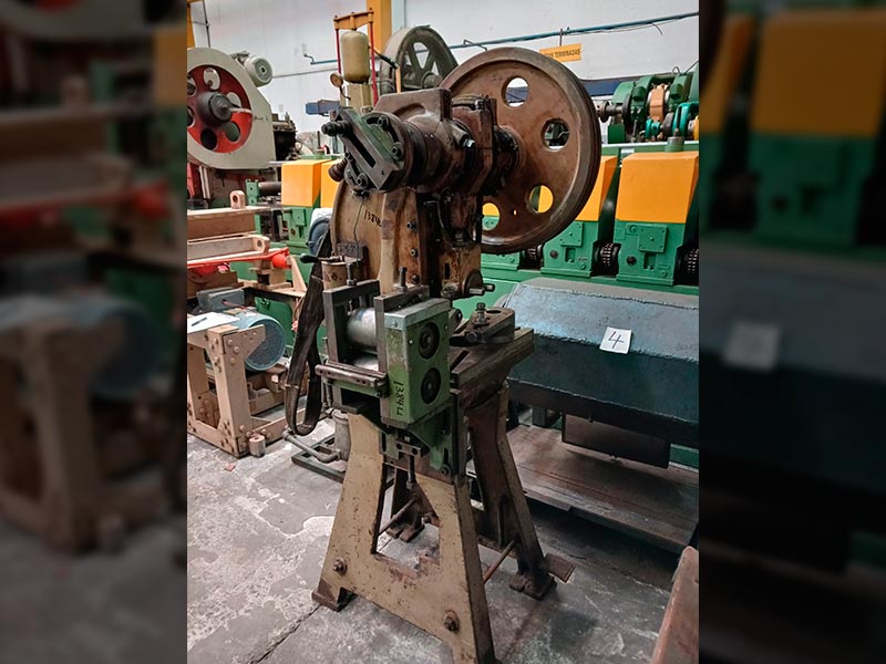 Balancín con sobremesa 12 TNS