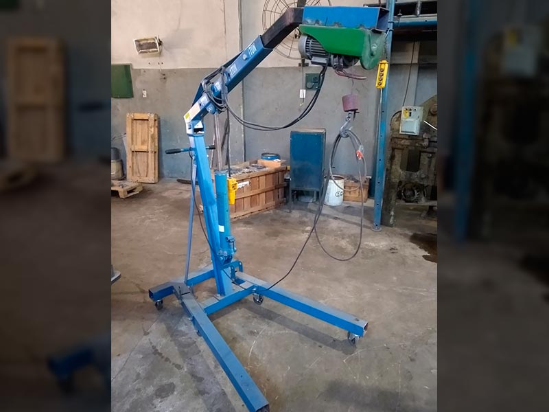 Pluma hidráulica 1000 Kgs 