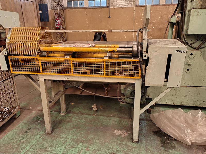 Precurvadora doble para tanques y tubos