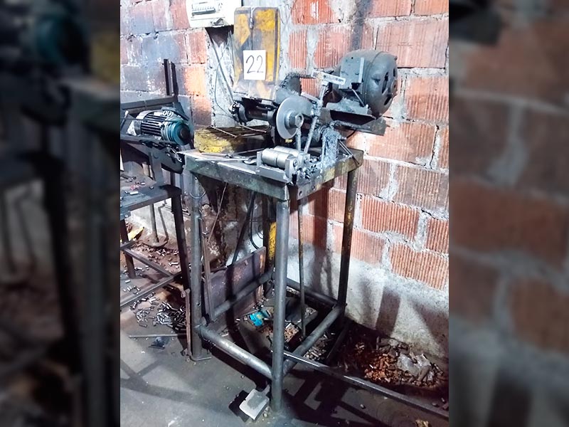 Sierra circular a fricción